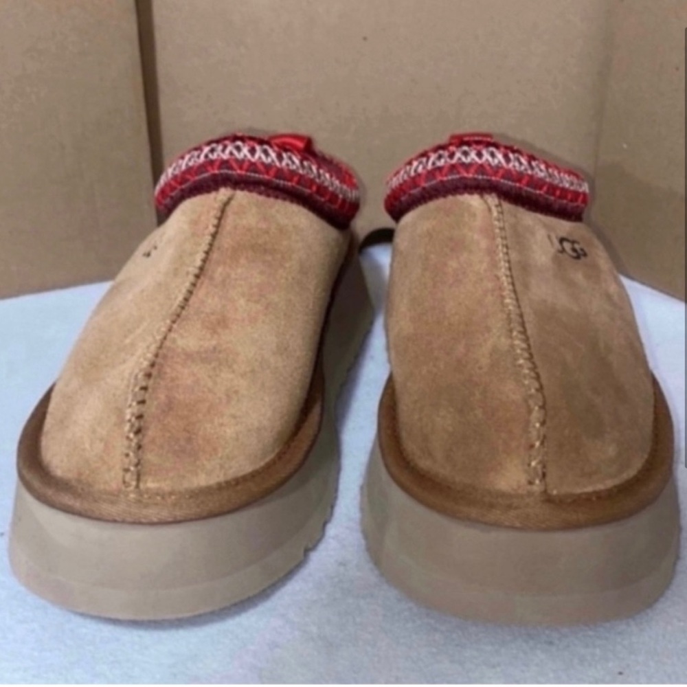 UGG TAZZ - Picture 2 of 5